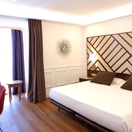 Boutique Atrio מלון 4*