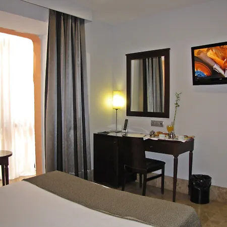 阿特里奥精品酒店 4* 巴利亚多利德