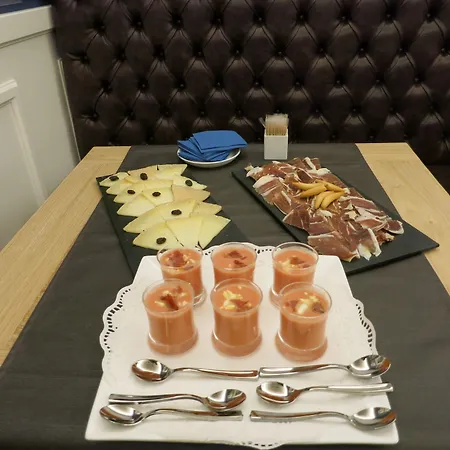 阿特里奥精品酒店 酒店 4*