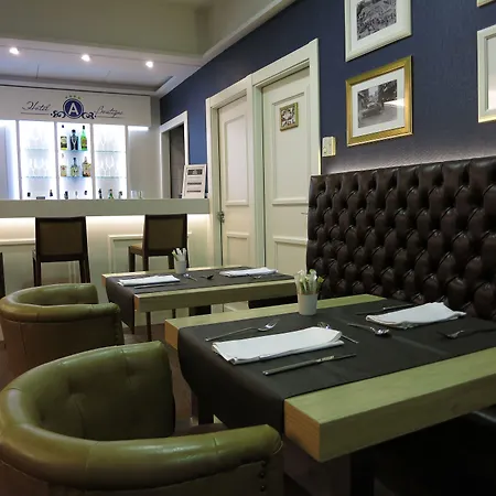 Boutique Atrio מלון