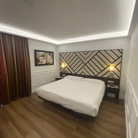 阿特里奥精品酒店 4* 巴利亚多利德