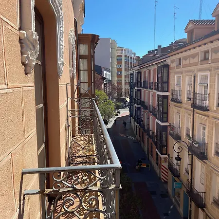 מלון Boutique Atrio 4*