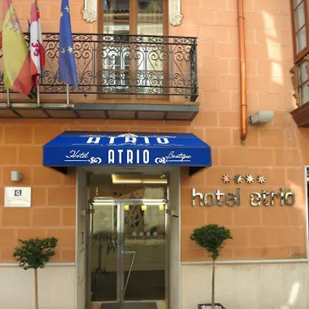 Hotel Boutique Atrio 4*