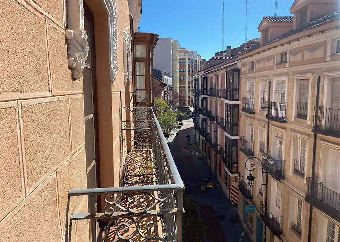 Hotel Boutique Atrio 4*